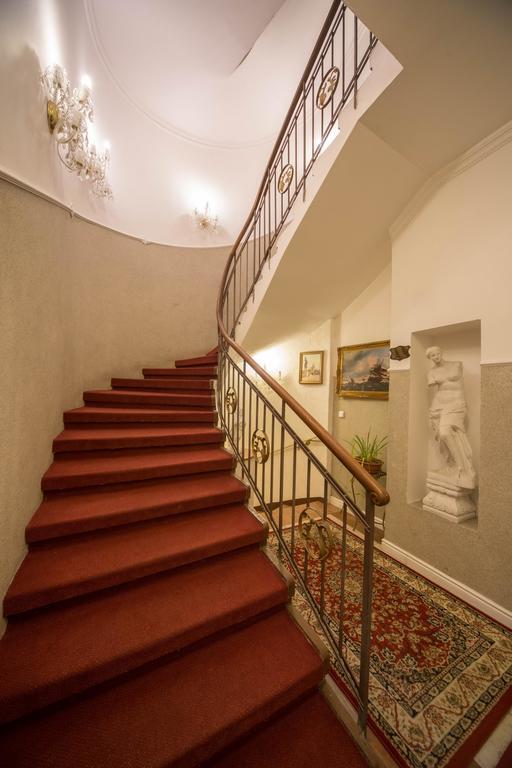 Hotel Donatello Prague Exterior photo