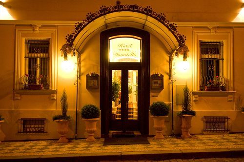 Hotel Donatello Prague Exterior photo