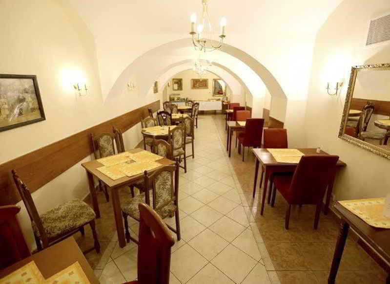 Hotel Donatello Prague Exterior photo