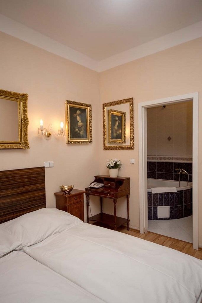 Hotel Donatello Prague Exterior photo